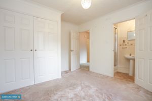 Bedroom- click for photo gallery